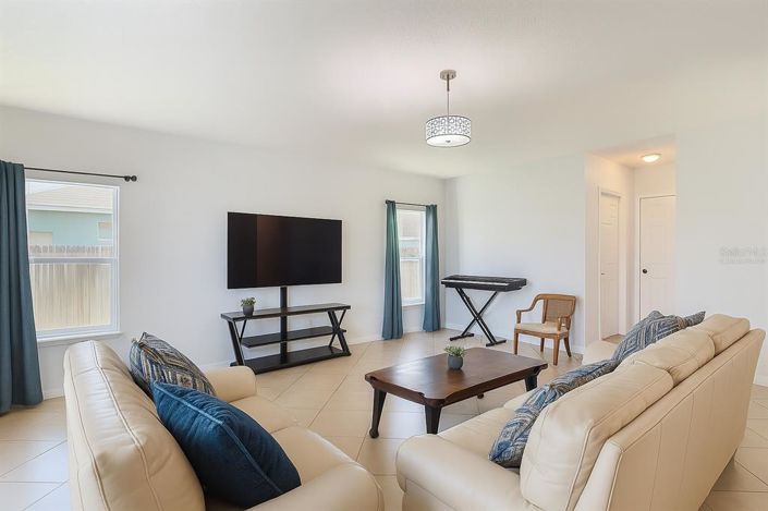 Image No.9-Propriété de 4 chambres à vendre à Kissimmee