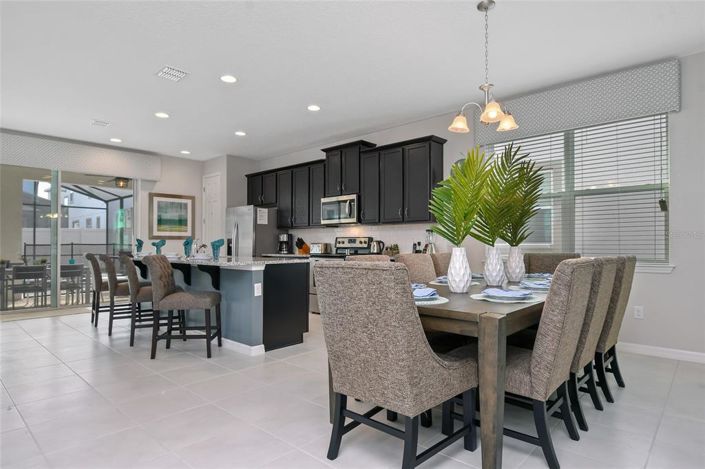 Image No.3-Propriété de 4 chambres à vendre à Kissimmee