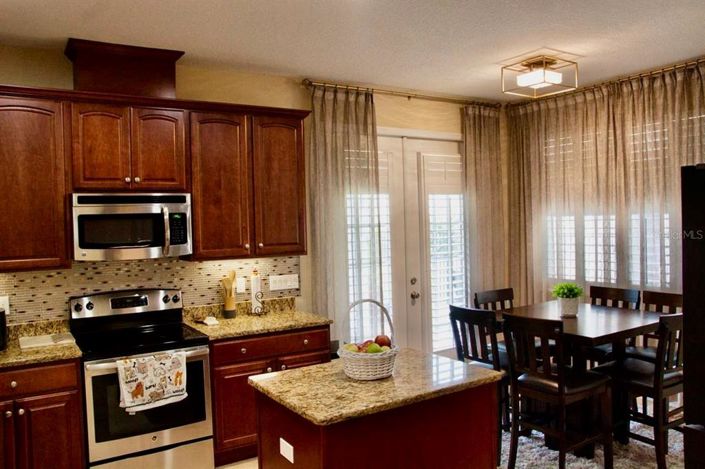 Image No.8-Propriété de 5 chambres à vendre à Kissimmee