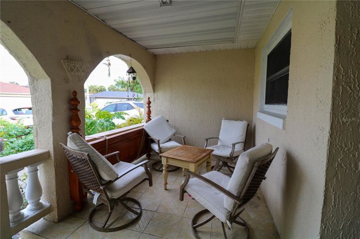 Image No.4-5 Bed Property for sale