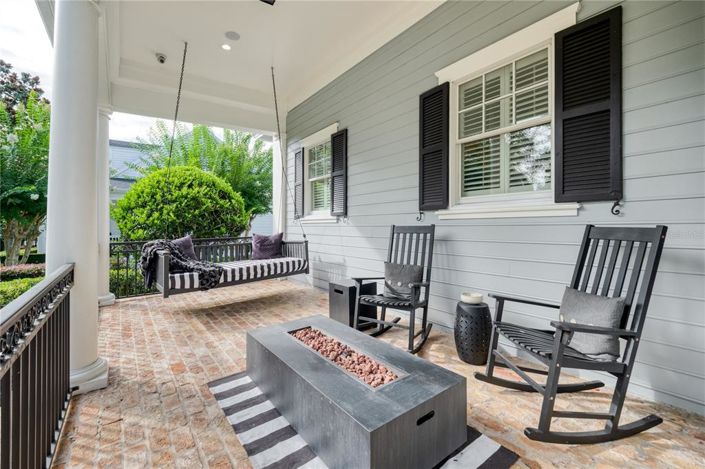 Image No.3-6 Bed Property for sale