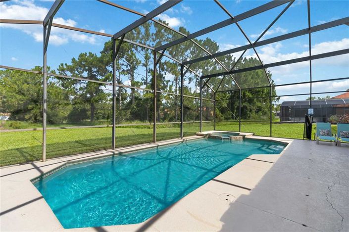 Image No.5-5 Bed Property for sale