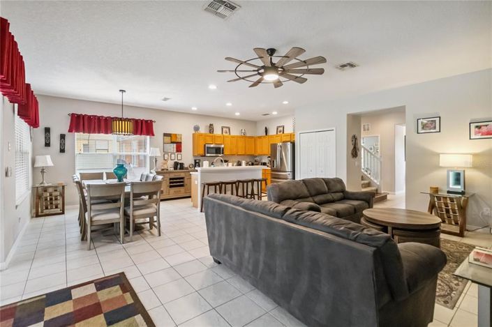 Image No.55-5 Bed Property for sale