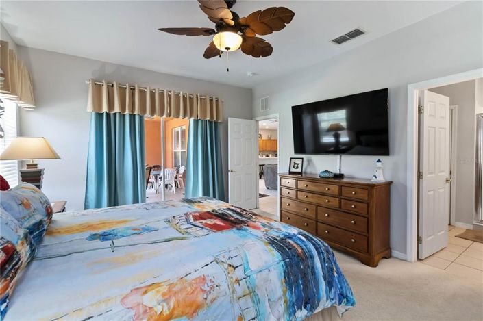 Image No.81-5 Bed Property for sale