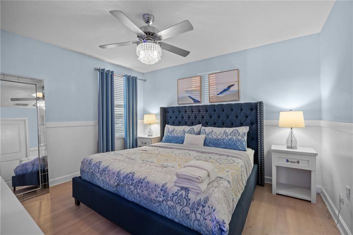 Image No.38-9 Bed Property for sale