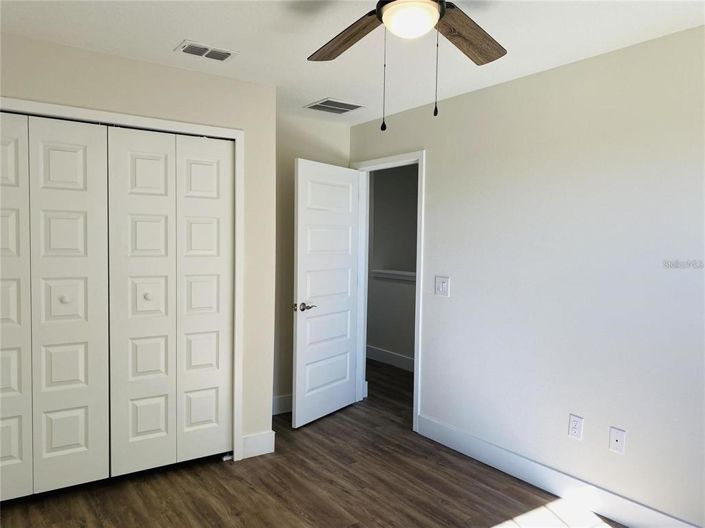 Image No.15-4 Bed Townhouse for sale