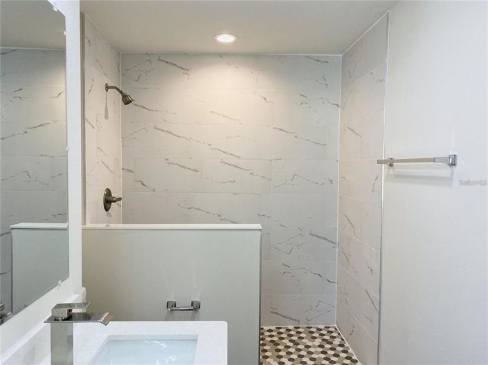 Image No.19-4 Bed Townhouse for sale