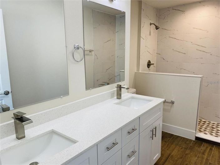 Image No.20-4 Bed Townhouse for sale