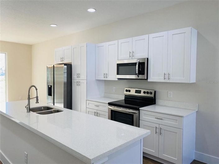 Image No.7-4 Bed Townhouse for sale