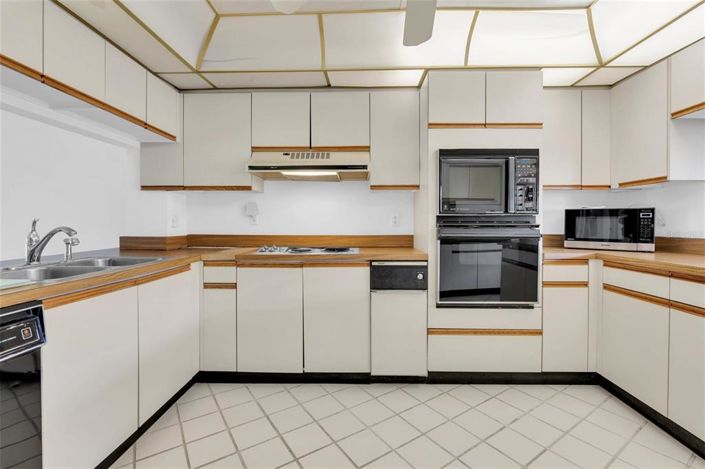 Image No.18-Propriété de 2 chambres à vendre à Floride