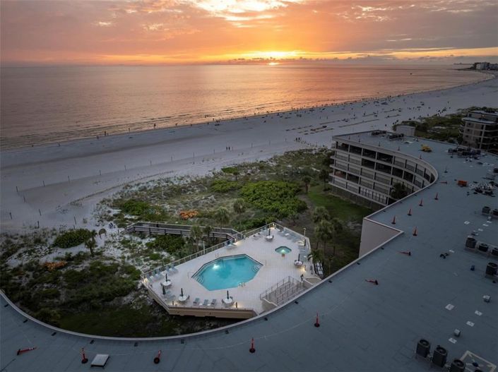 Image No.39-2 Bed Property for sale