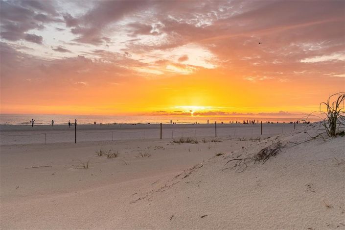 Image No.42-2 Bed Property for sale