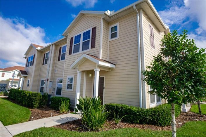 Image No.1-Maison de ville de 4 chambres à vendre à Kissimmee