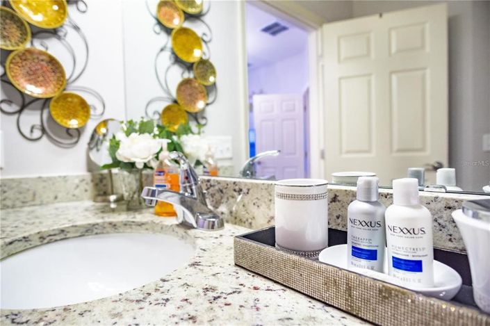 Image No.30-4 Bed Townhouse for sale