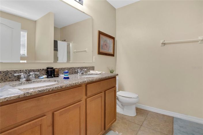 Image No.13-6 Bed Property for sale