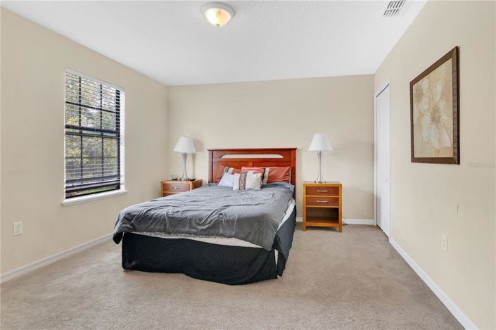 Image No.14-6 Bed Property for sale