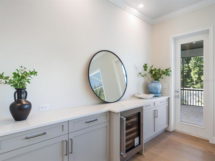 Image No.11-4 Bed Property for sale