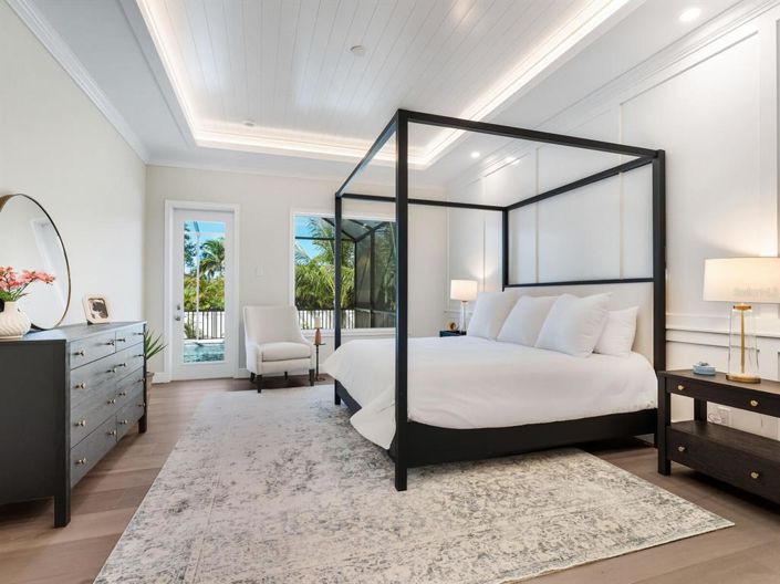 Image No.16-4 Bed Property for sale