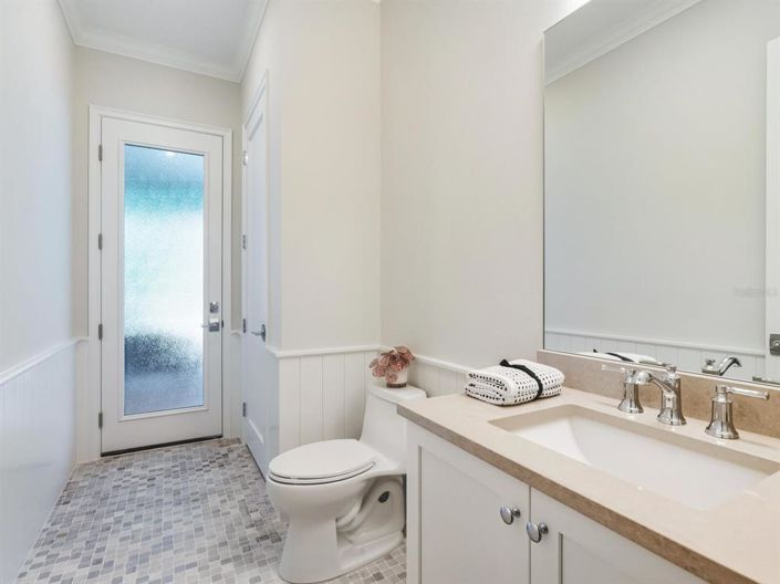 Image No.22-4 Bed Property for sale