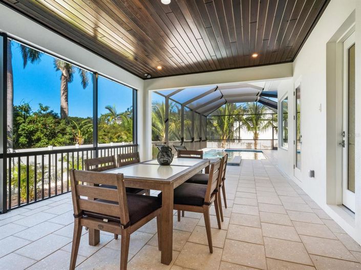 Image No.27-4 Bed Property for sale