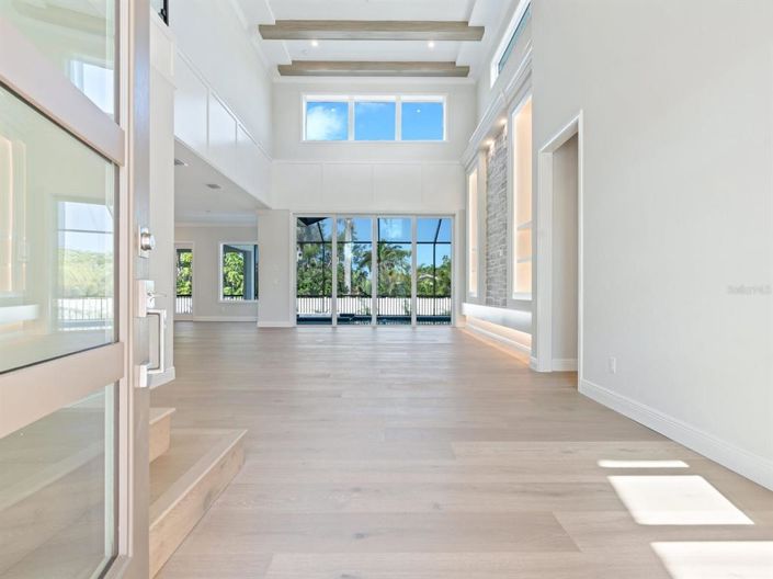 Image No.32-4 Bed Property for sale