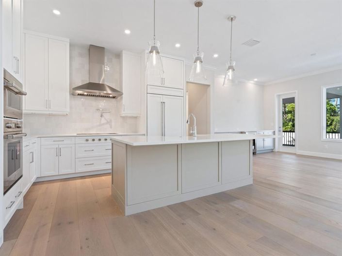 Image No.35-4 Bed Property for sale