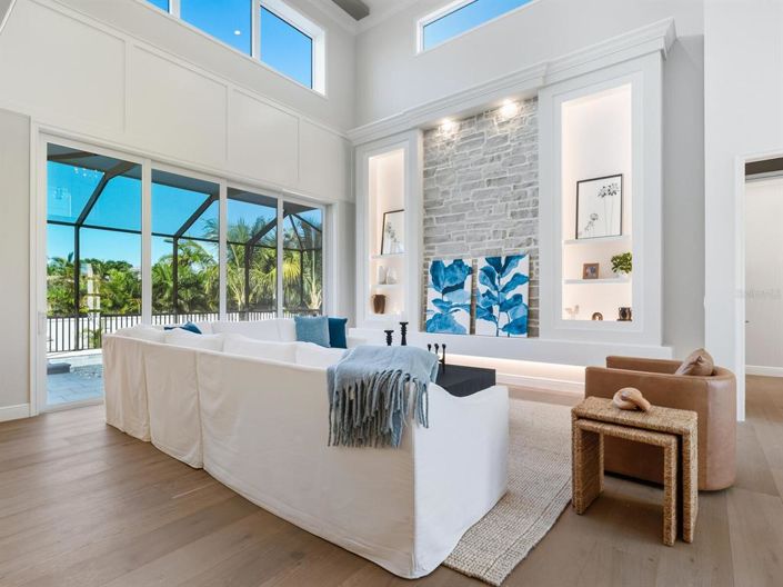 Image No.6-4 Bed Property for sale