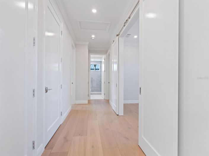 Image No.63-4 Bed Property for sale