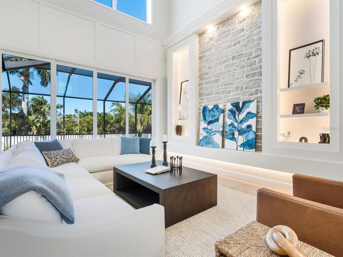 Image No.7-4 Bed Property for sale