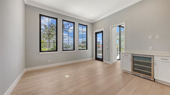 Image No.47-5 Bed Property for sale