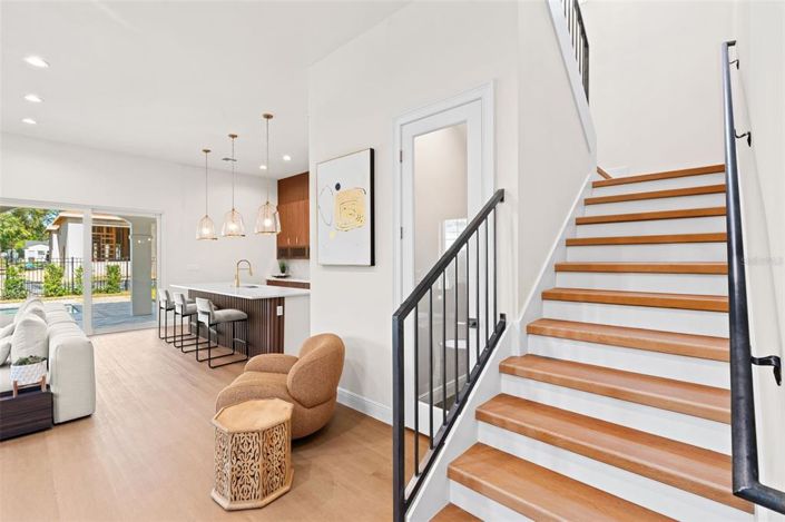 Image No.14-5 Bed Property for sale