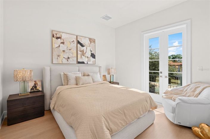 Image No.39-5 Bed Property for sale