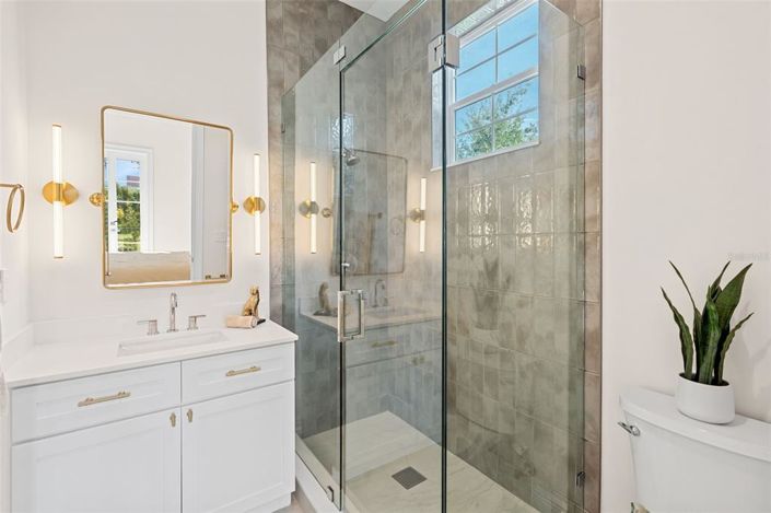 Image No.41-5 Bed Property for sale