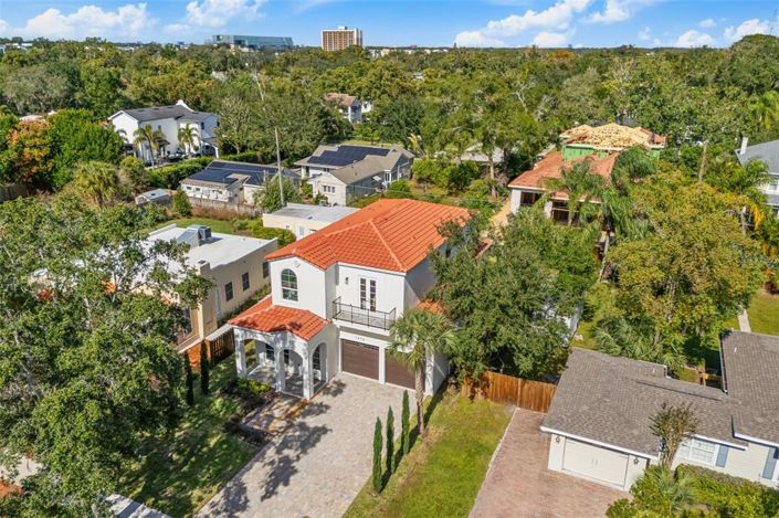 Image No.49-5 Bed Property for sale