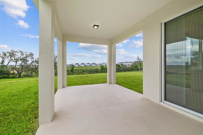 Image No.14-6 Bed Property for sale