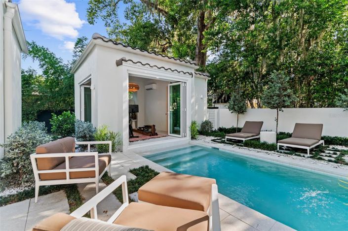 Image No.36-4 Bed Property for sale