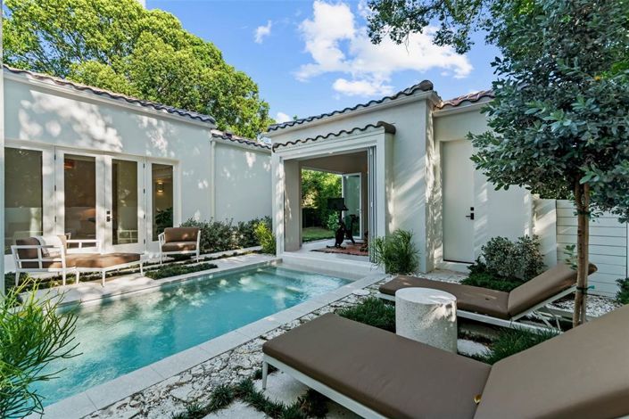 Image No.40-4 Bed Property for sale