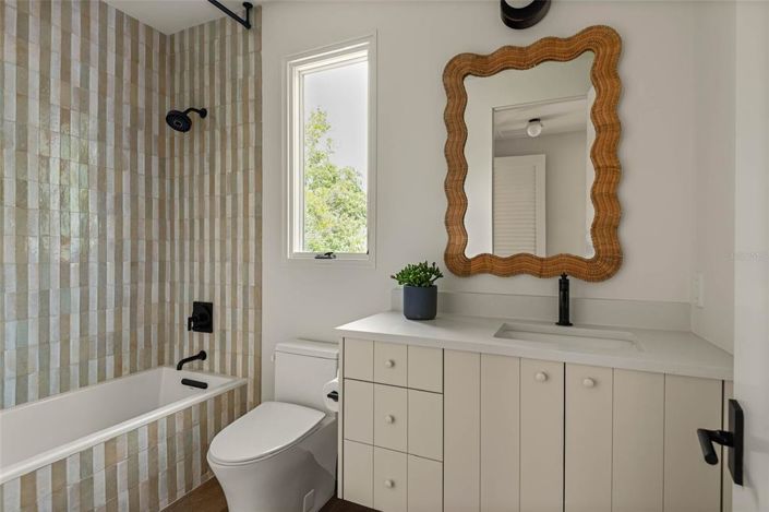 Image No.53-4 Bed Property for sale