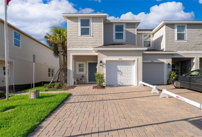 Image No.1-3 Bed Townhouse for sale