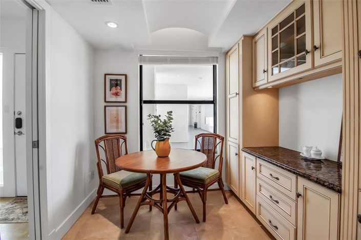 Image No.12-2 Bed Property for sale