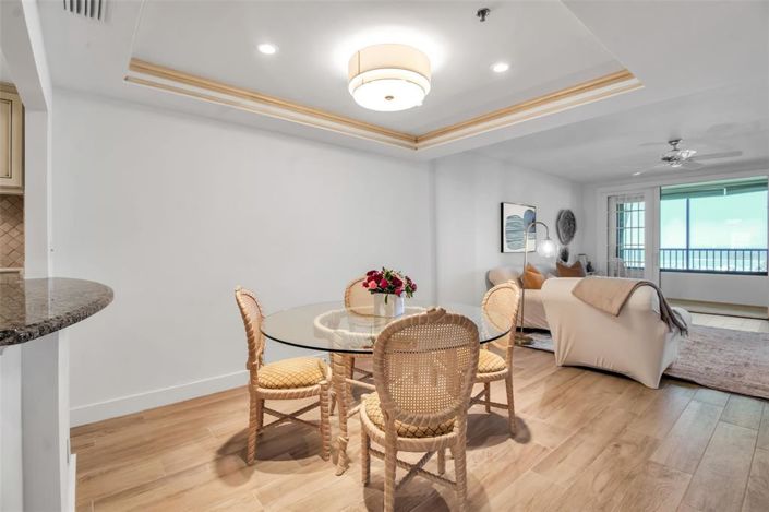 Image No.15-2 Bed Property for sale