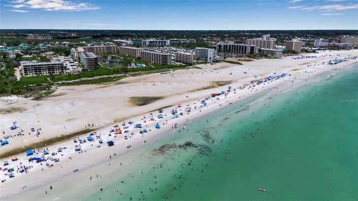 Image No.37-2 Bed Property for sale