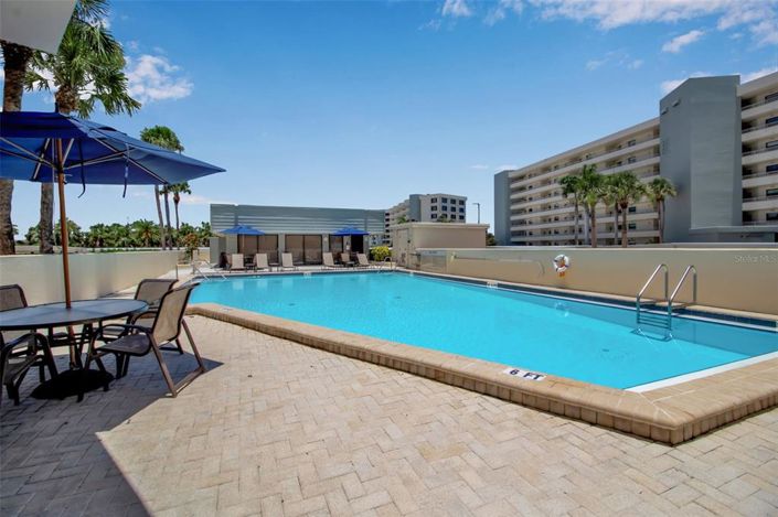 Image No.42-2 Bed Property for sale