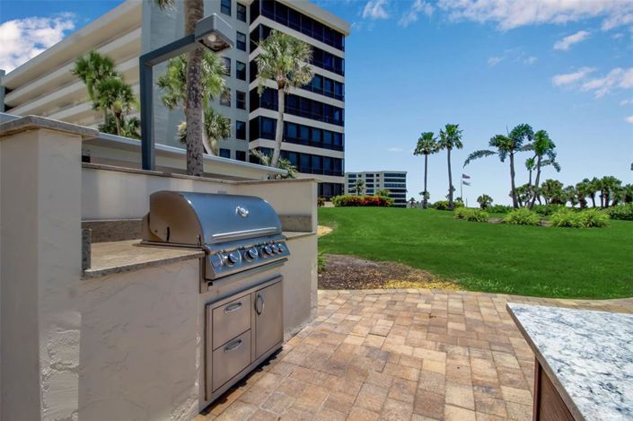 Image No.49-2 Bed Property for sale