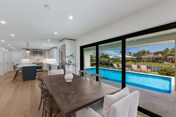 Image No.39-3 Bed Property for sale