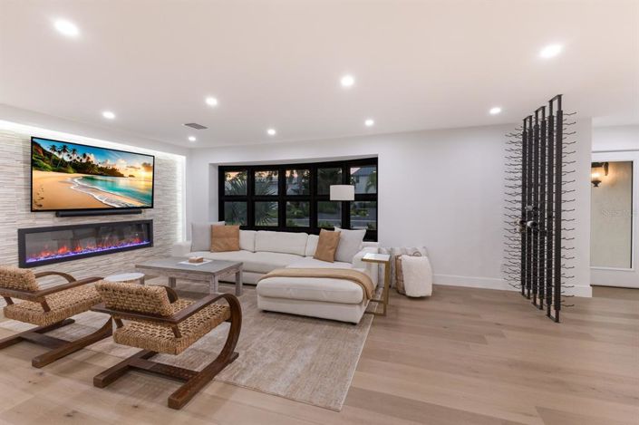 Image No.7-3 Bed Property for sale