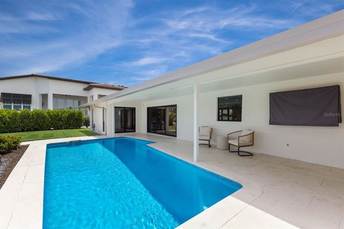 Image No.70-3 Bed Property for sale