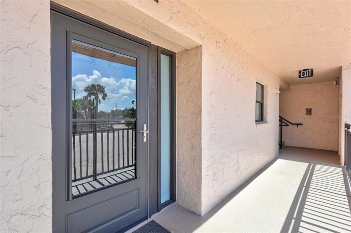 Image No.6-Propriété de 2 chambres à vendre à Sarasota