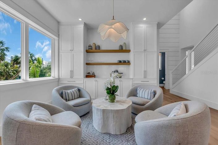 Image No.21-5 Bed Property for sale