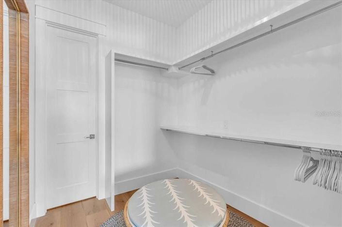 Image No.39-5 Bed Property for sale